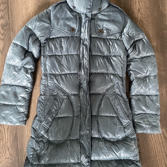 Burberry Women’s lightweight down trench coat jacket - Picture 3 of 14